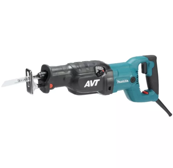 10 Common Makita Reciprocating Saw Problems (With Fixes