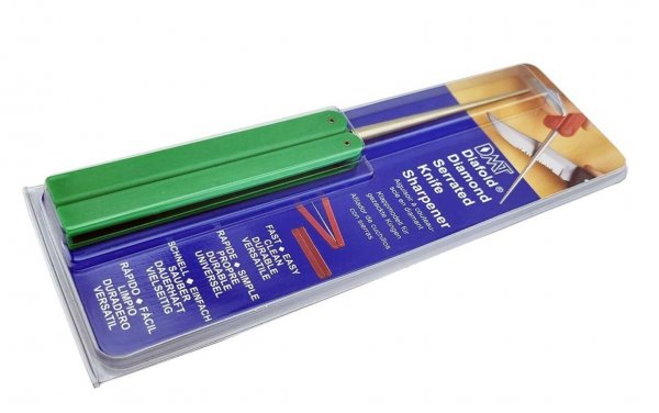 DMT FSKE Diafold Extra Fine Diamond Serrated Sharpener